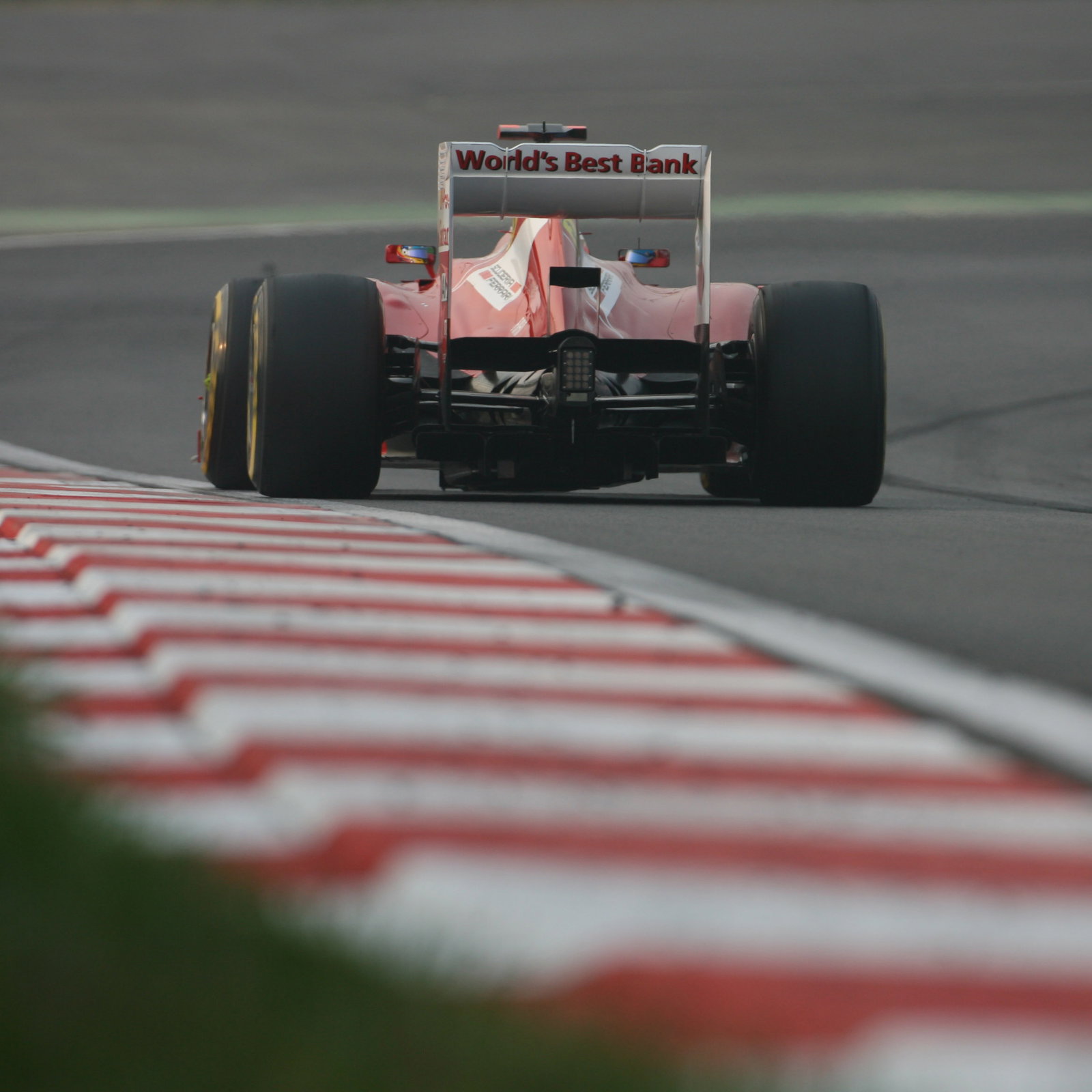 14.10.2012- Race, Fernando Alonso (ESP) Scuderia Ferrari F2012