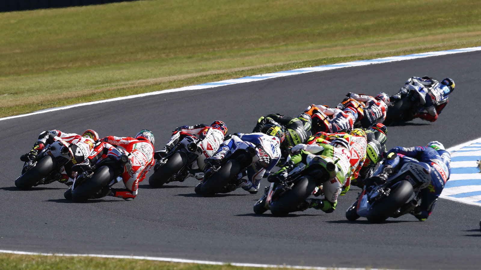 Lorenzo leads, Australian MotoGP 2012