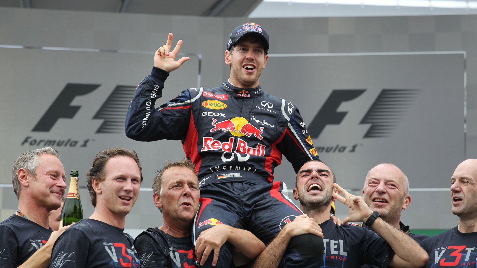 25.11.2012- Race, Celebration, Sebastian Vettel (GER) Red Bull Racing RB8 world champion 2012