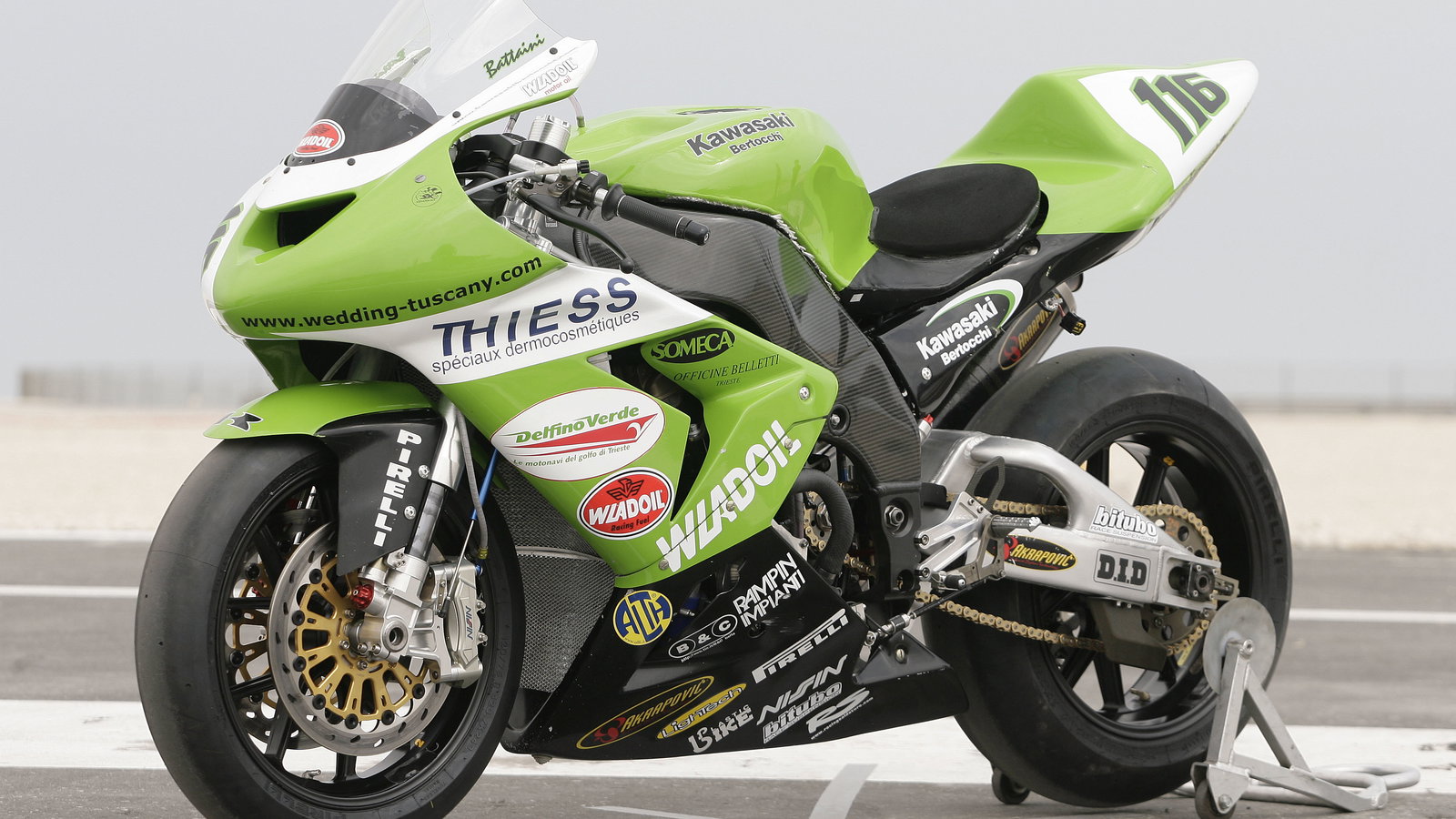 Battaini`s Kawasazi ZX10R, Qatar WSBK, 2006