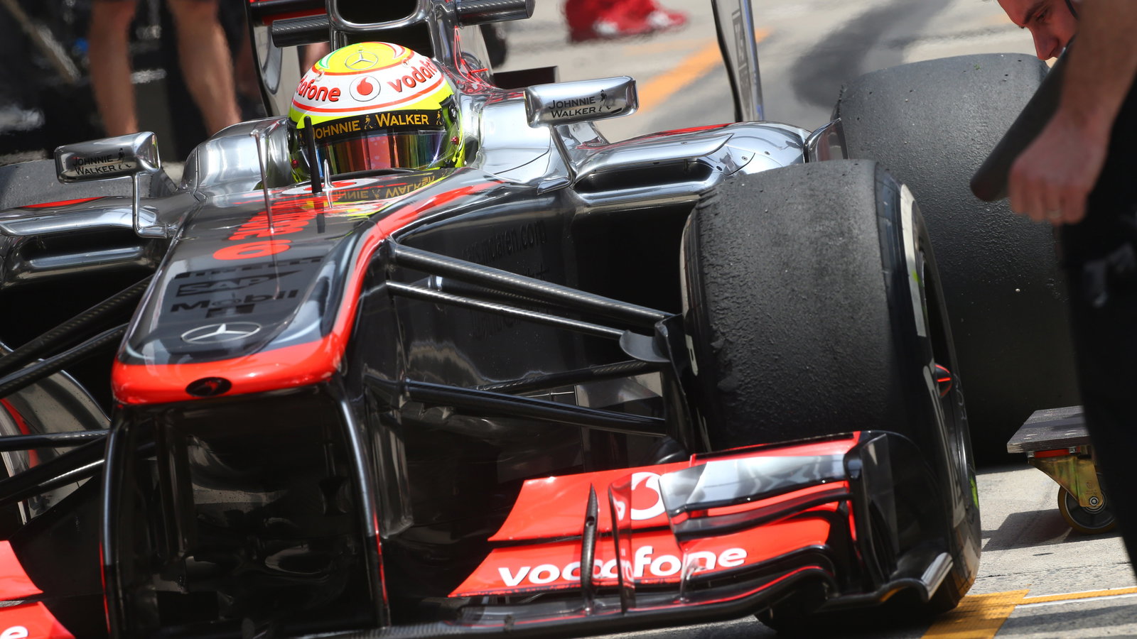 13.04.2013- Free Practice 3, Sergio Perez, McLaren