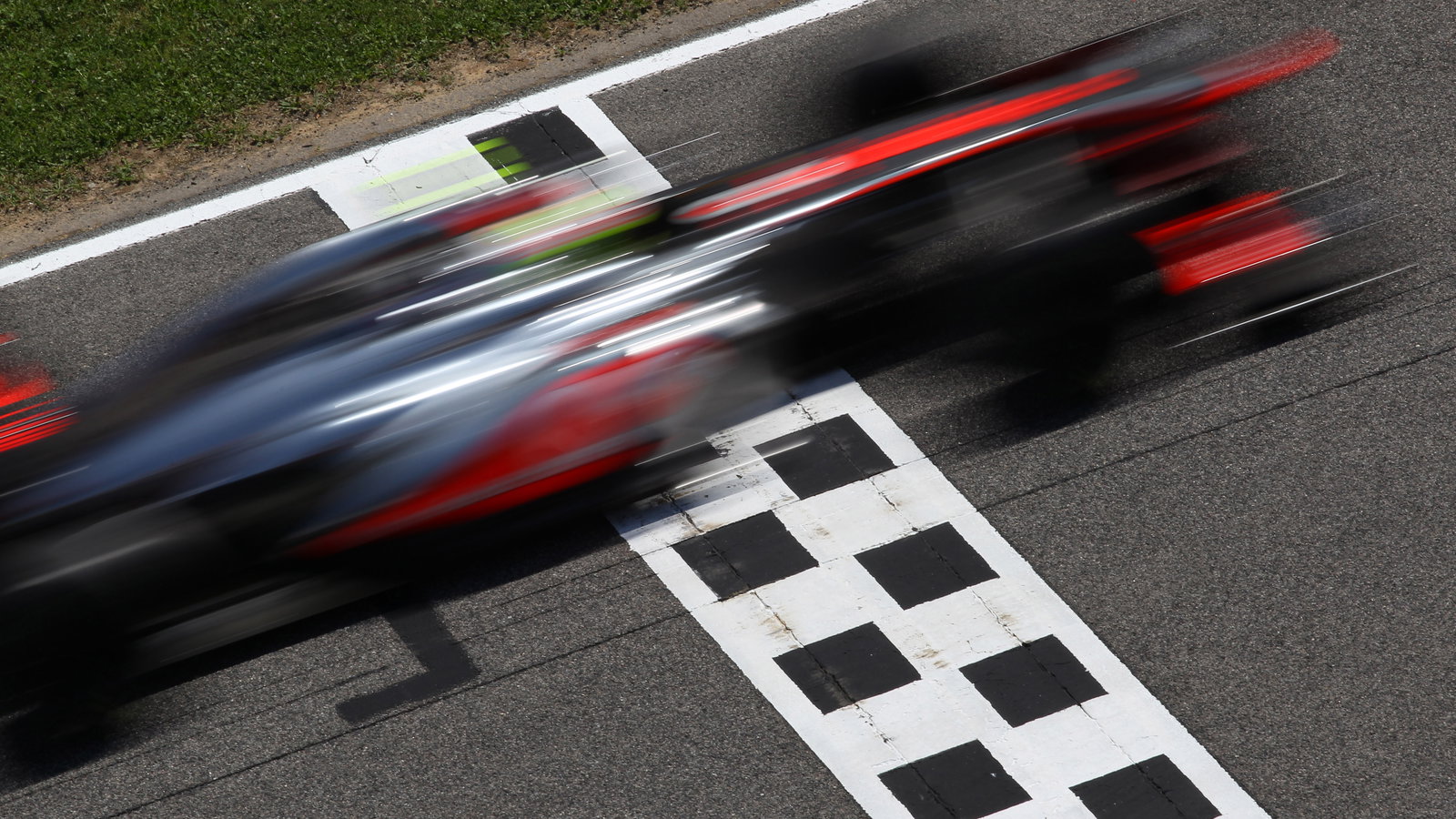 10.05.2013- Free Practice 2, Sergio Perez (MEX) McLaren MP4-28