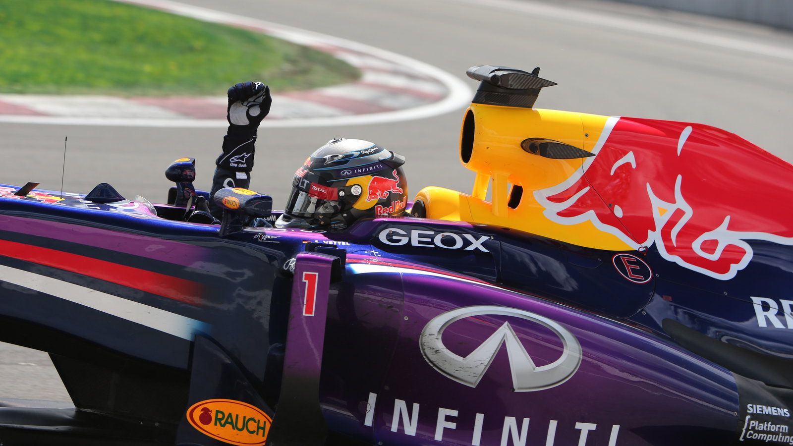 09.06.2013- Race, Sebastian Vettel (GER) Red Bull Racing RB9