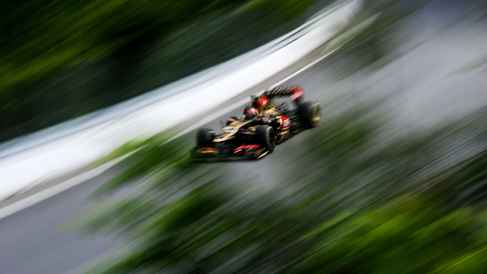 09.06.2013- Race, Kimi Raikkonen (FIN) Lotus F1 Team E21