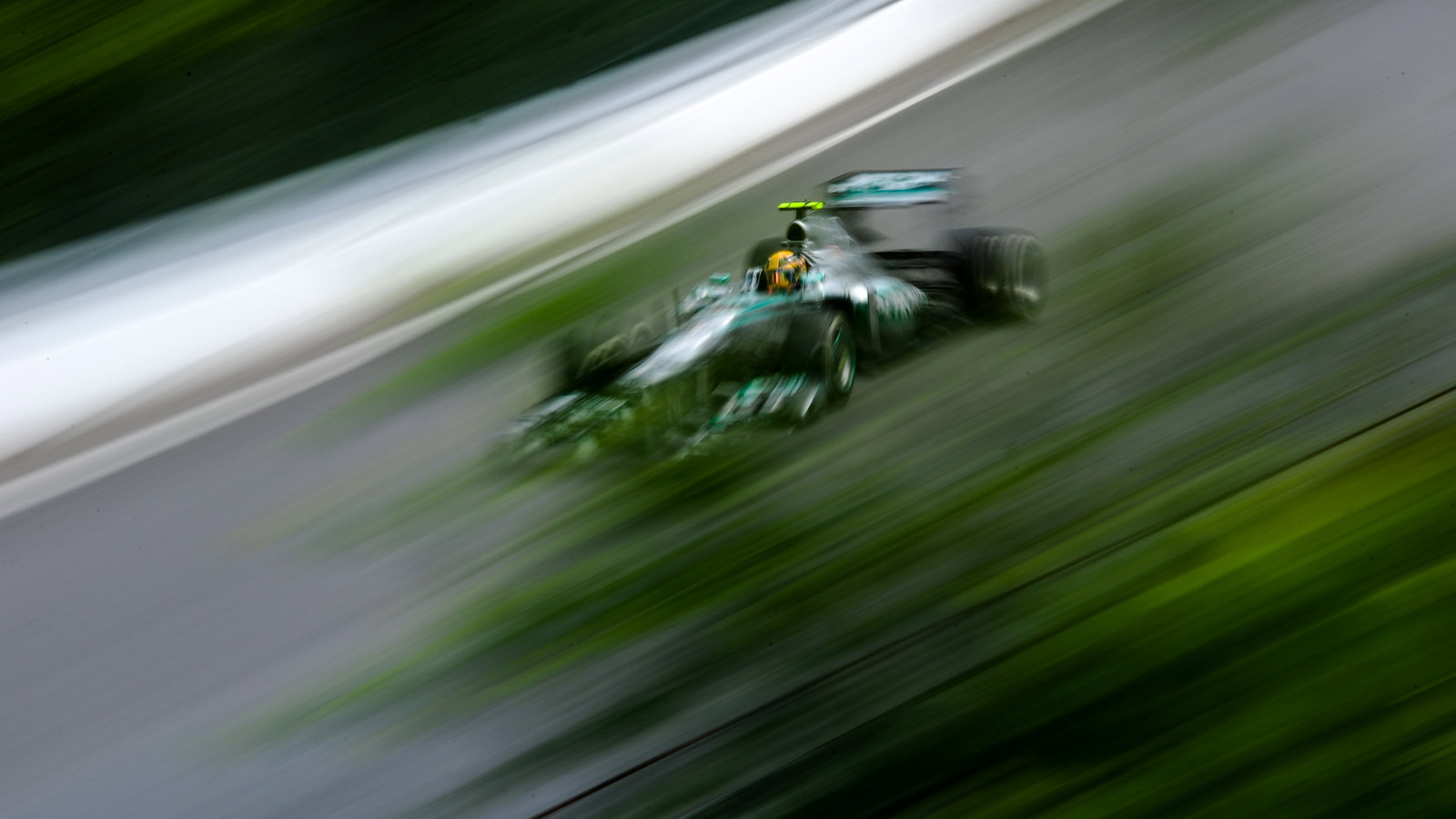 09.06.2013- Race, Lewis Hamilton (GBR) Mercedes AMG F1 W04