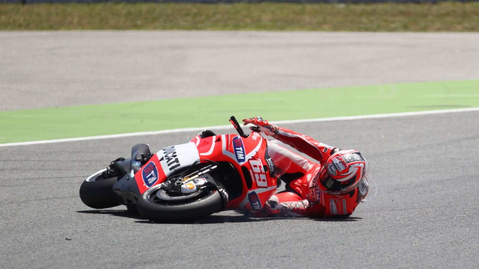 Hayden crash, Catalunya MotoGP 2013