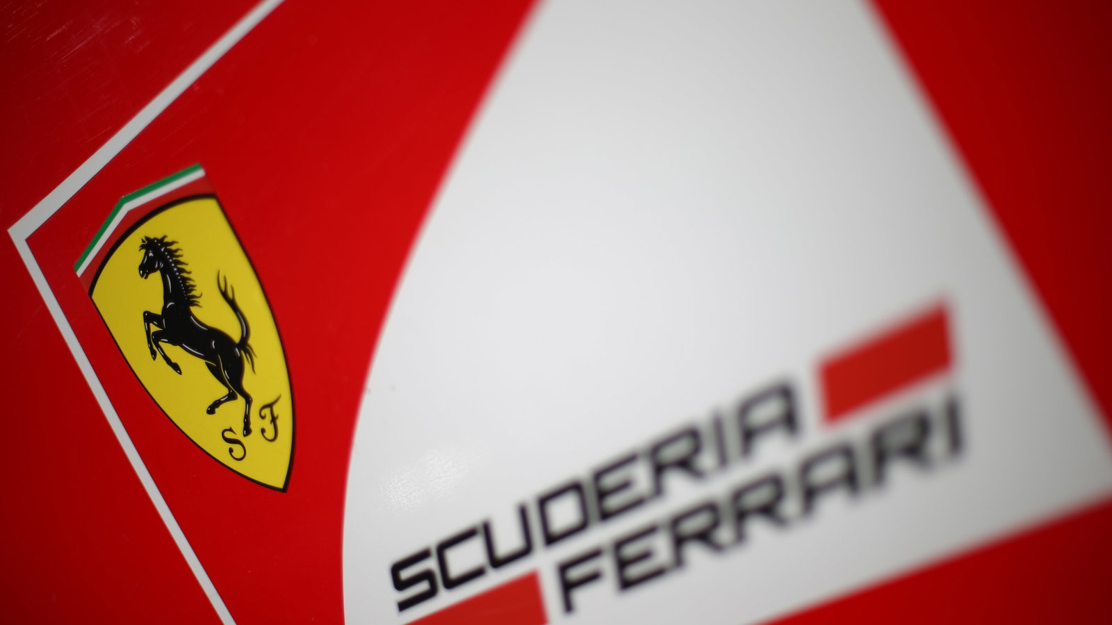 26.07.2013- Free practice 1, Atmosphere