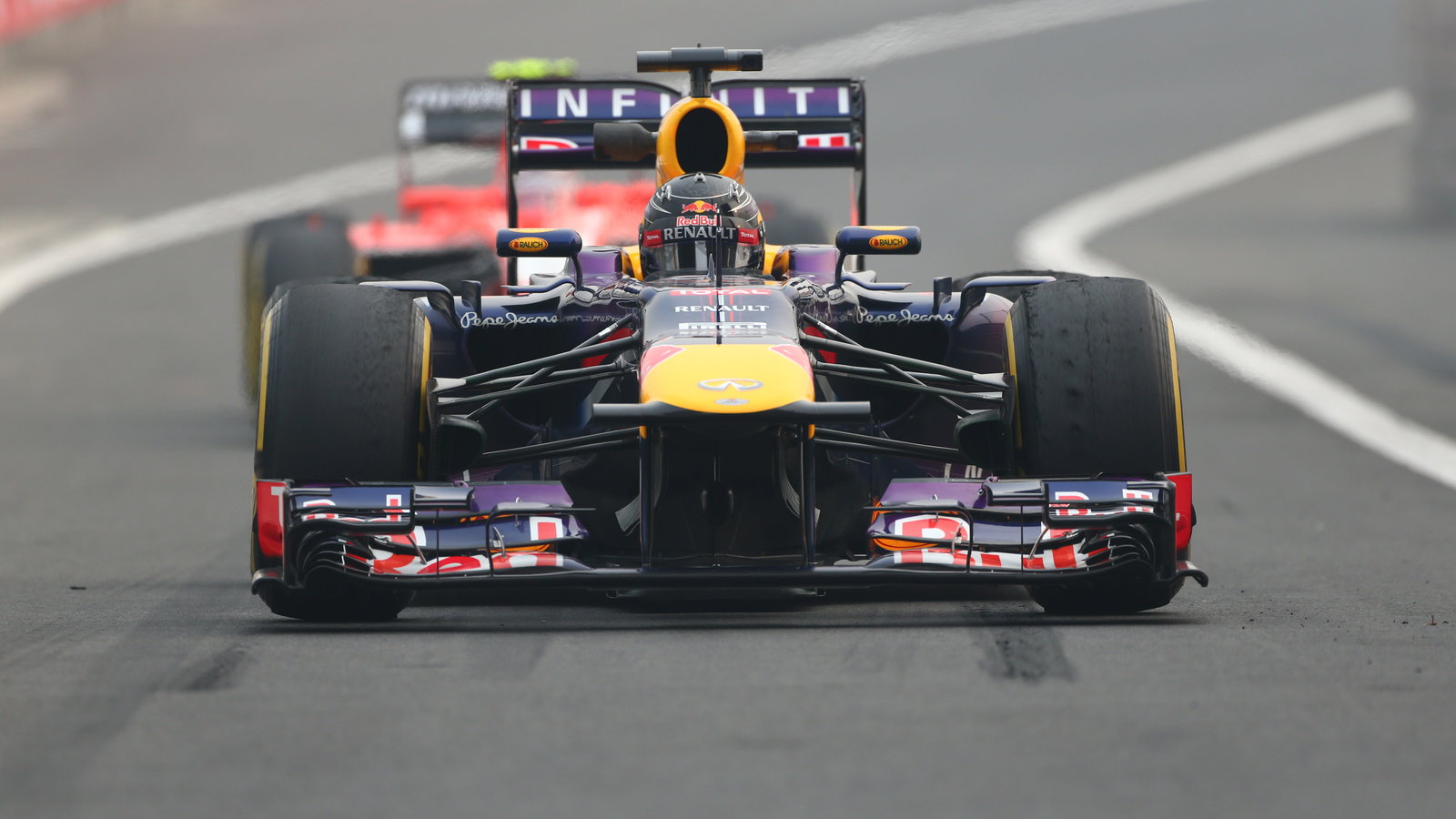 25.10.2013- Free Practice 2: Sebastian Vettel (GER) Red Bull Racing RB9