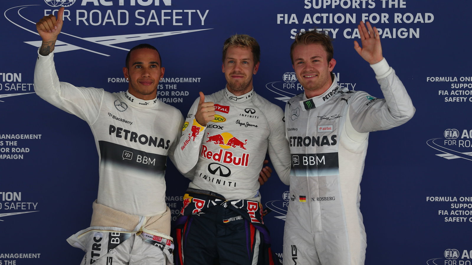 26.10.2013- Qualifying: Sebastian Vettel (GER) Red Bull Racing RB9 (pole position), Nico Rosberg (GE