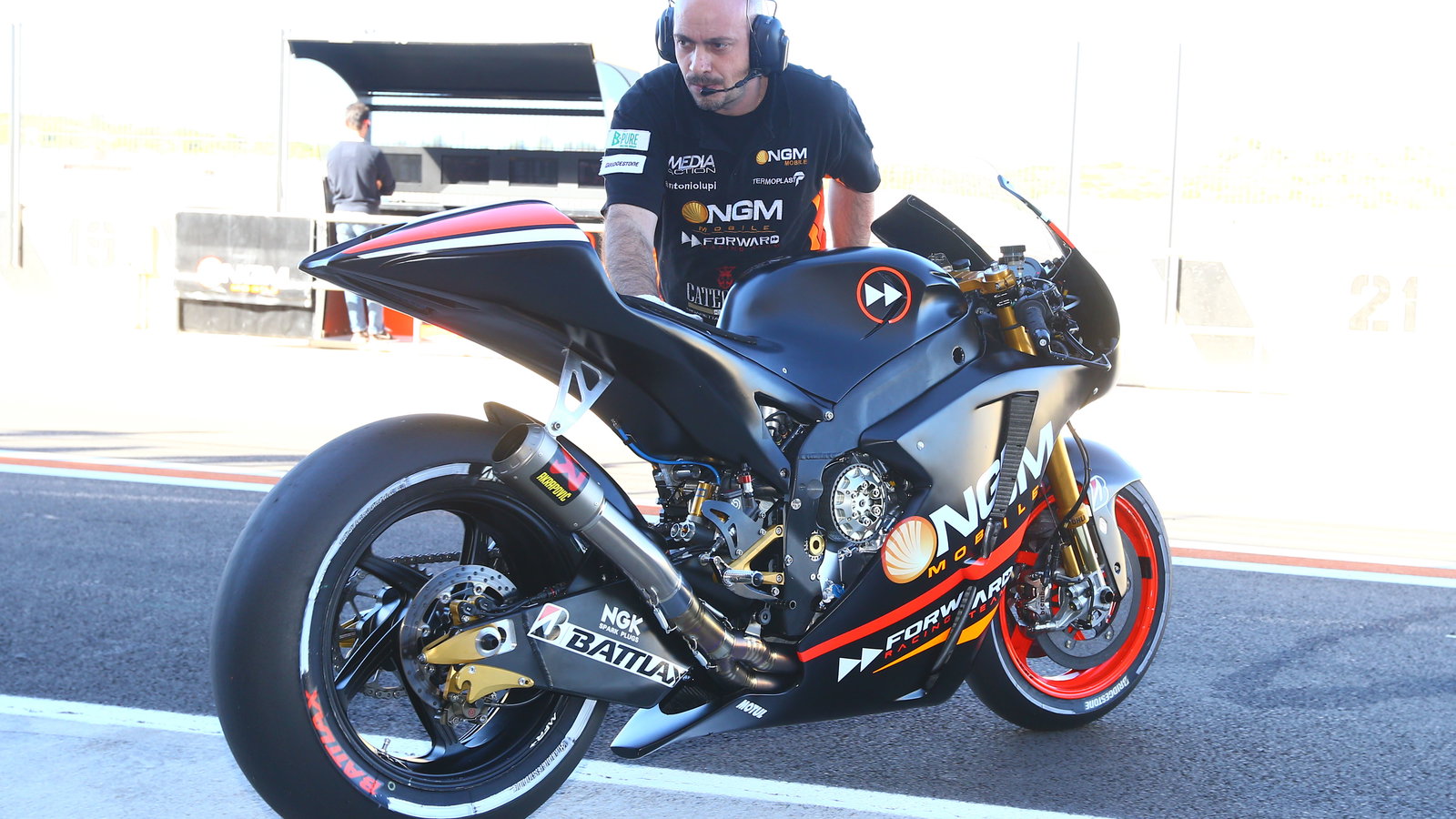 Aleix Espargaro bike, Valencia Test November 2013