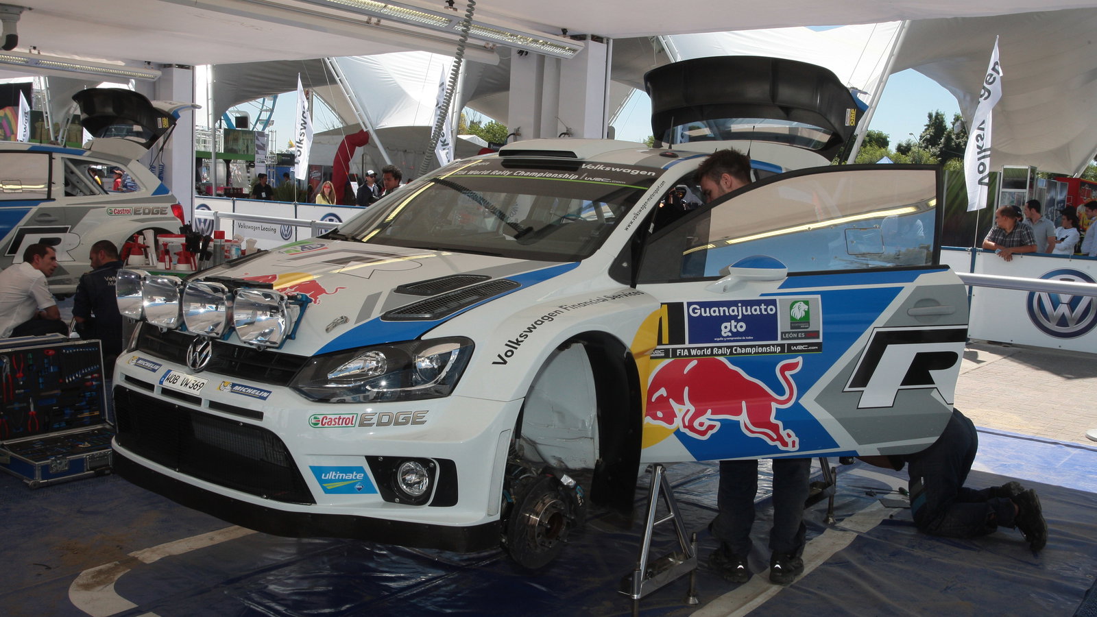 Sebastien Ogier, Julien Ingrassia (Volkswagen Polo WRC #8, Volkswagen Motorsport)