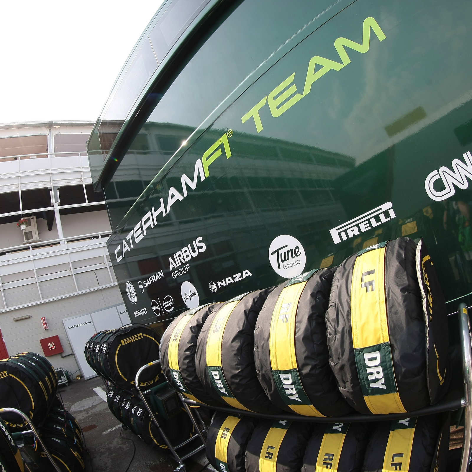 Caterham F1 staff locked out of factory
