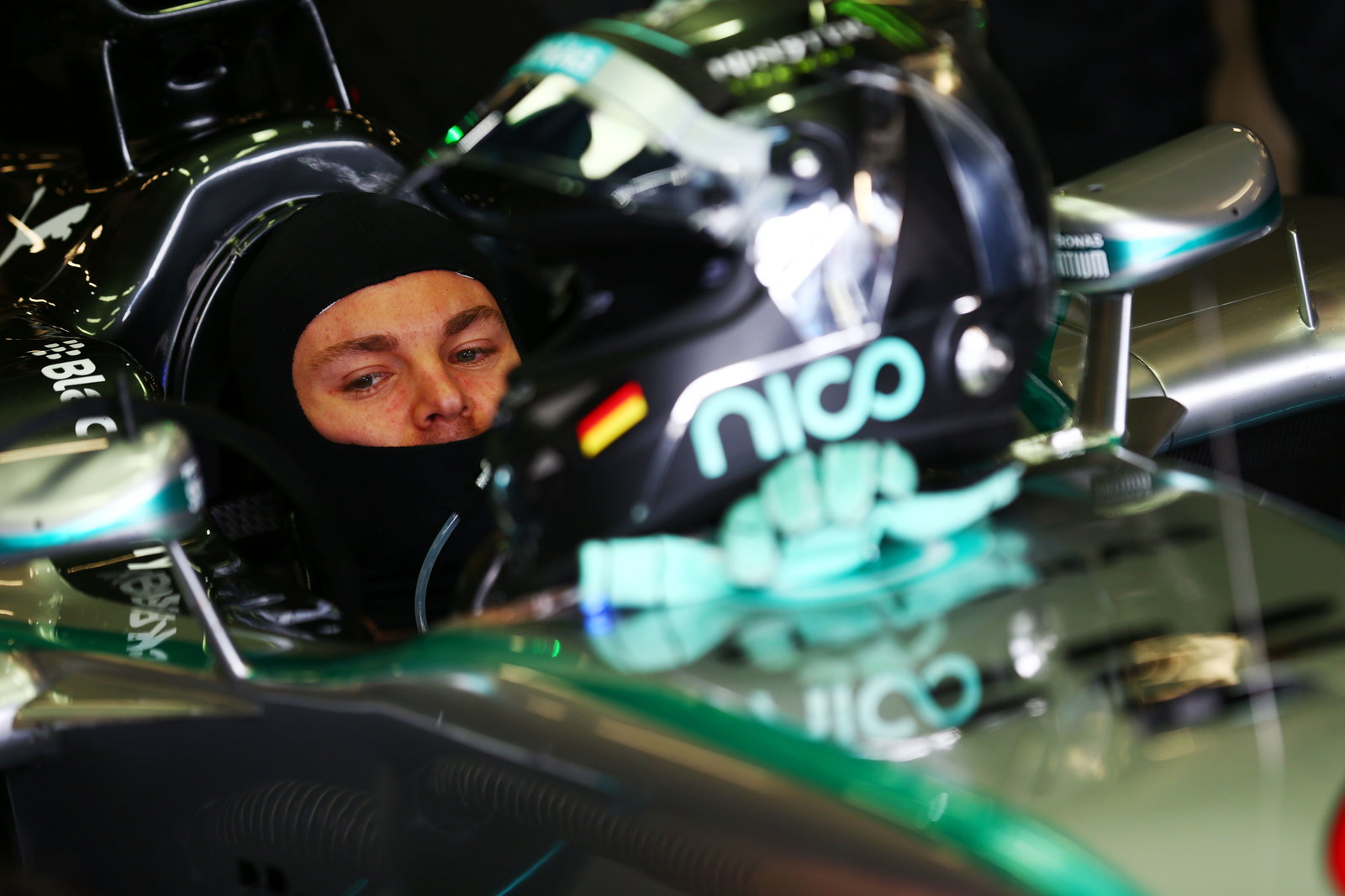 Britain F1 in-season test: Van der Garde crash curtails test