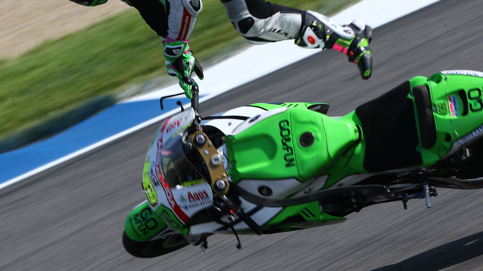 MotoGP Indianapolis: Alvaro Bautista's huge highside - PICS