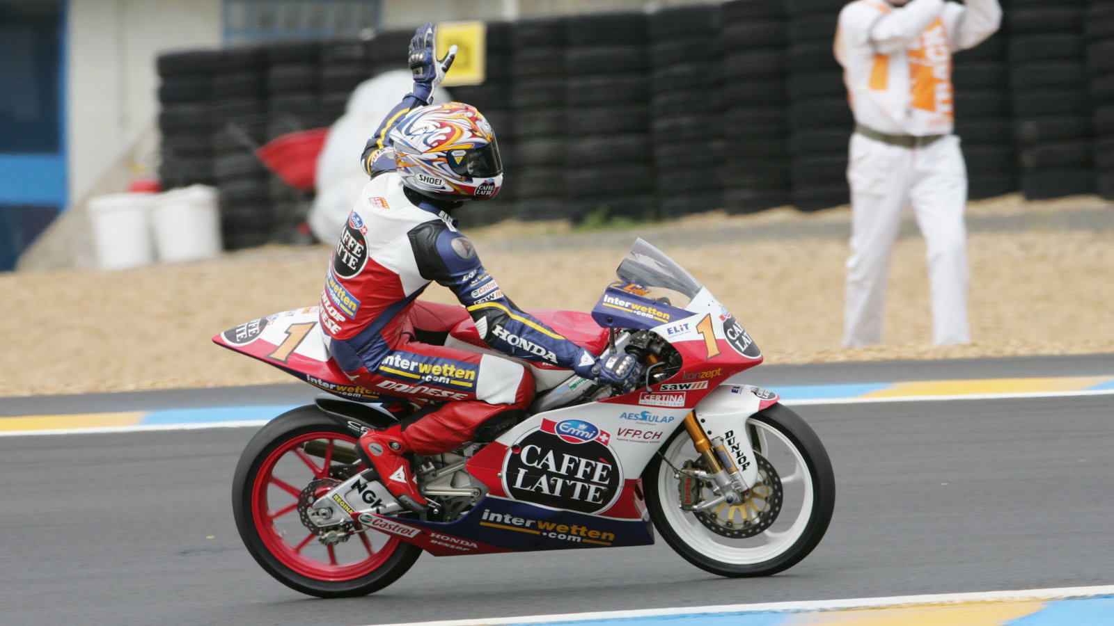 Luthi wins, French 125GP Race 2006