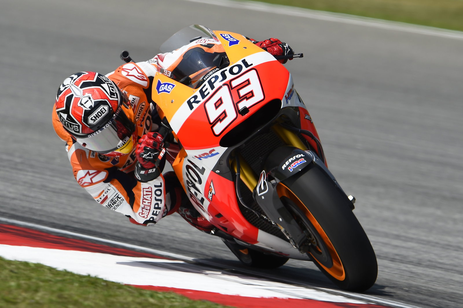VIDEO: Nicky Hayden takes to streets of Putrajaya