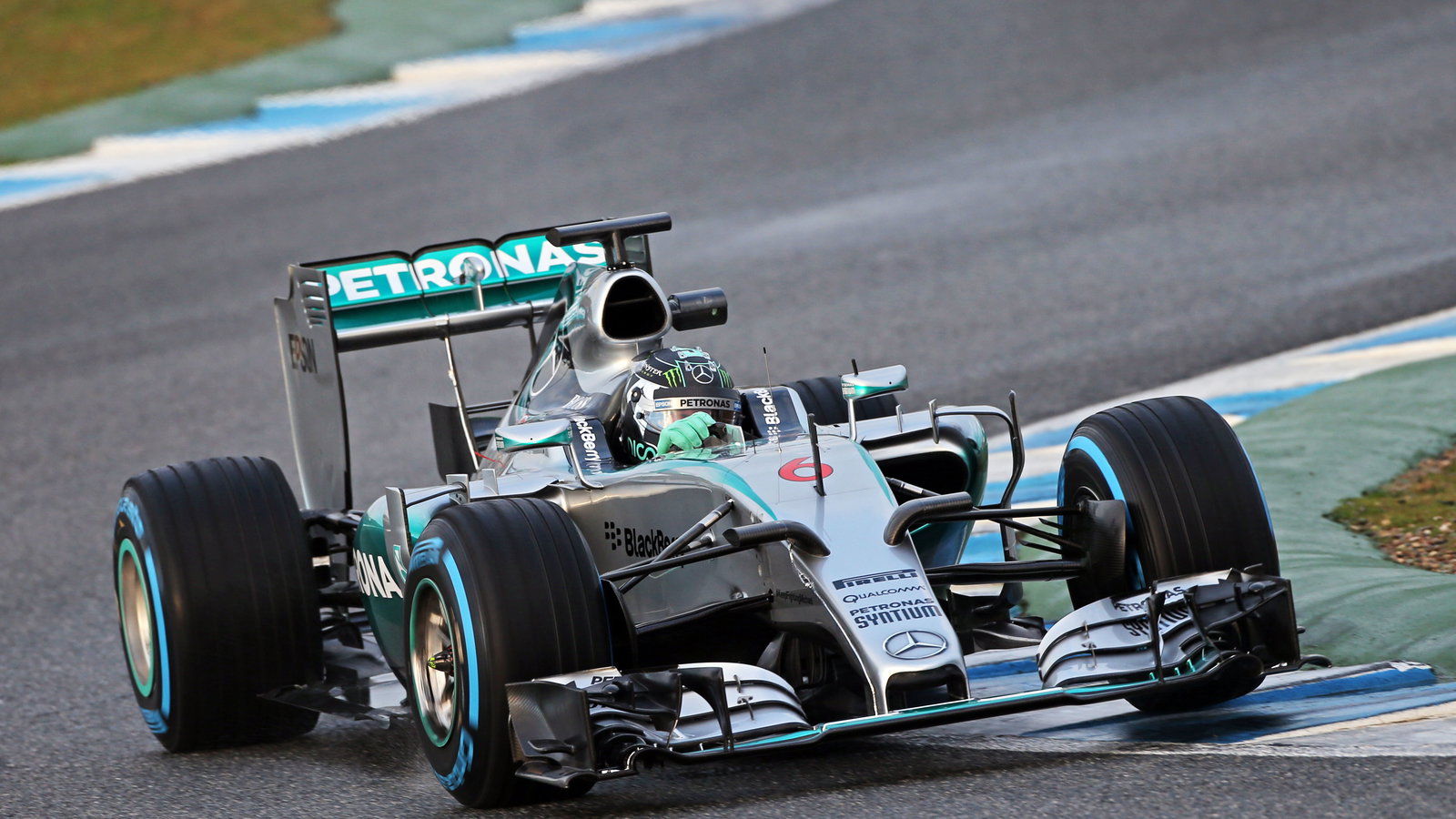 FRIC ban forced Mercedes changes for F1 2015