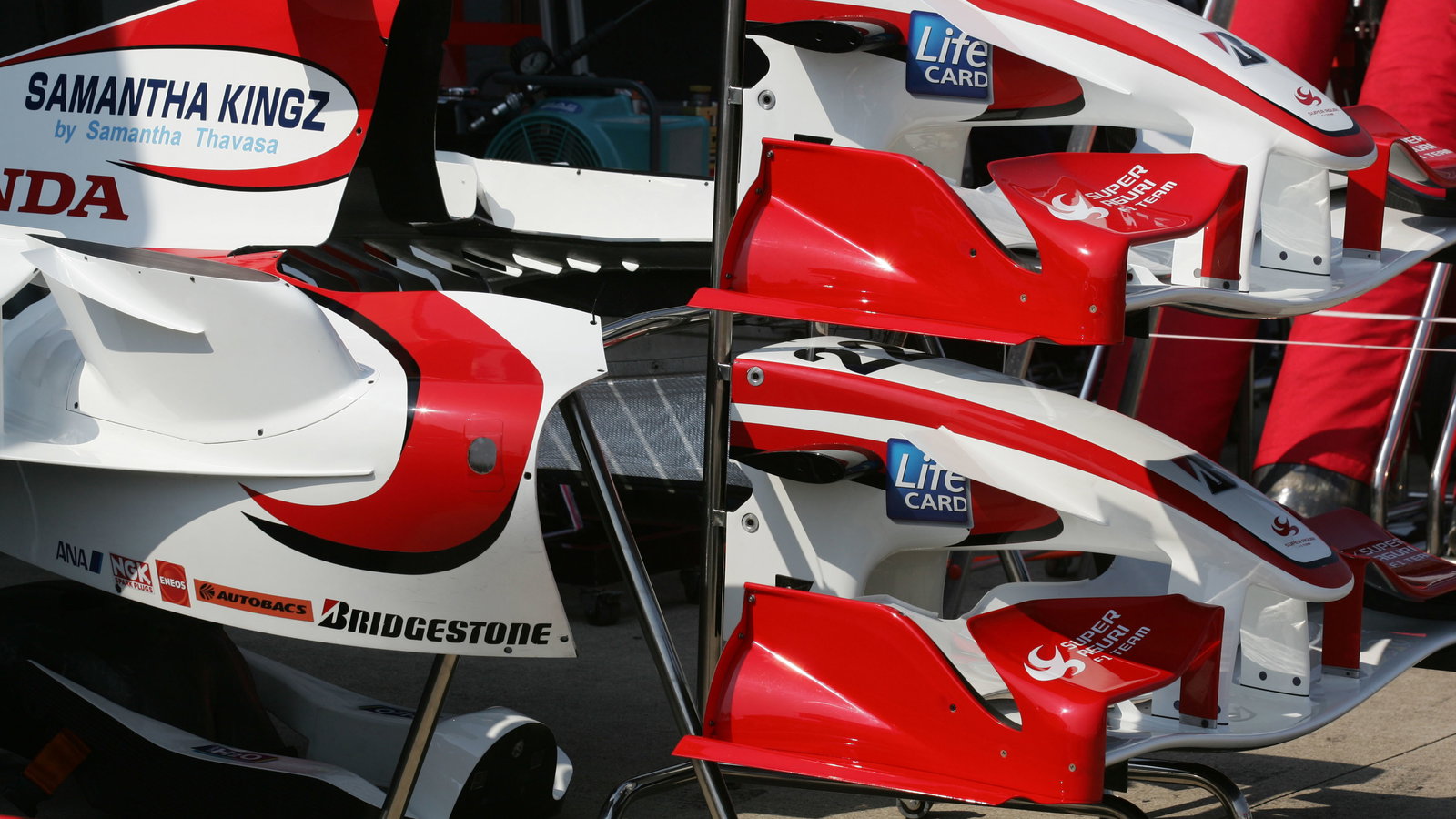 08.06.2006 Silverstone, England, . Super Aguri F1 team, Bodywork - Formula 1 World Championship, Rd