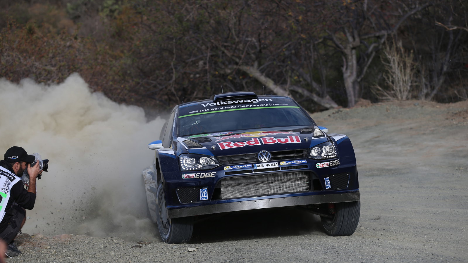 WRC Rally Mexico: Ogier extends lead after dramatic loop