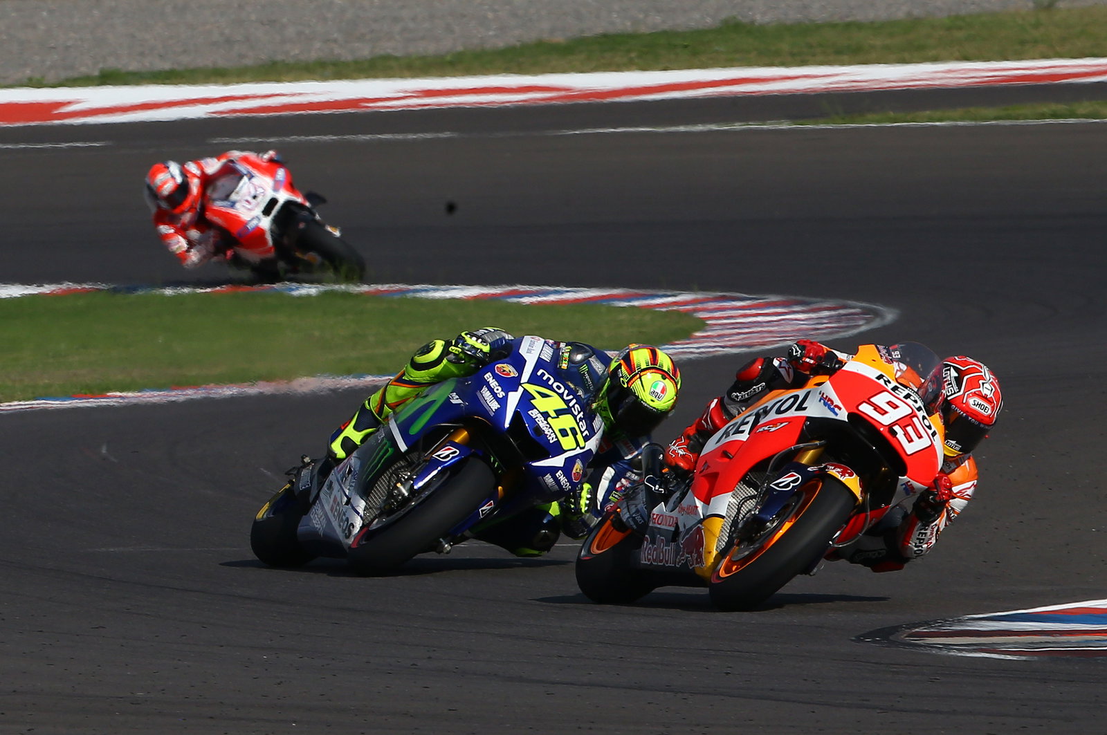 MotoGP Argentina: Lorenzo disappointed, but Rossi 'unbelievable'