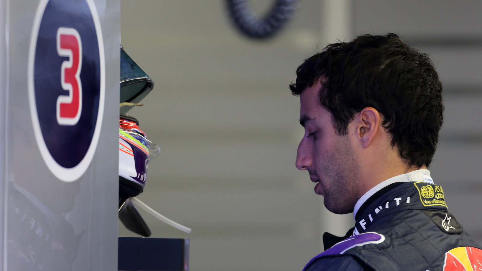 F1 Canadian Grand Prix: Exasperated Ricciardo 'banging head against the wall'