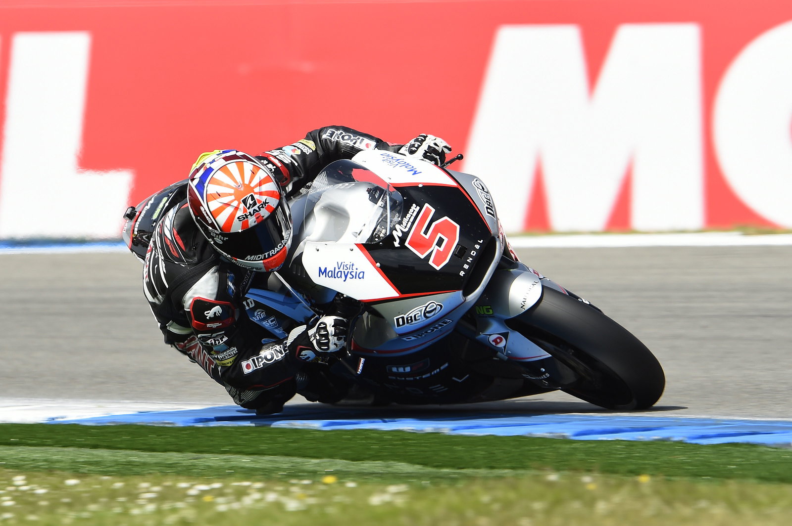 Moto2: Tito Rabat breaks collarbone