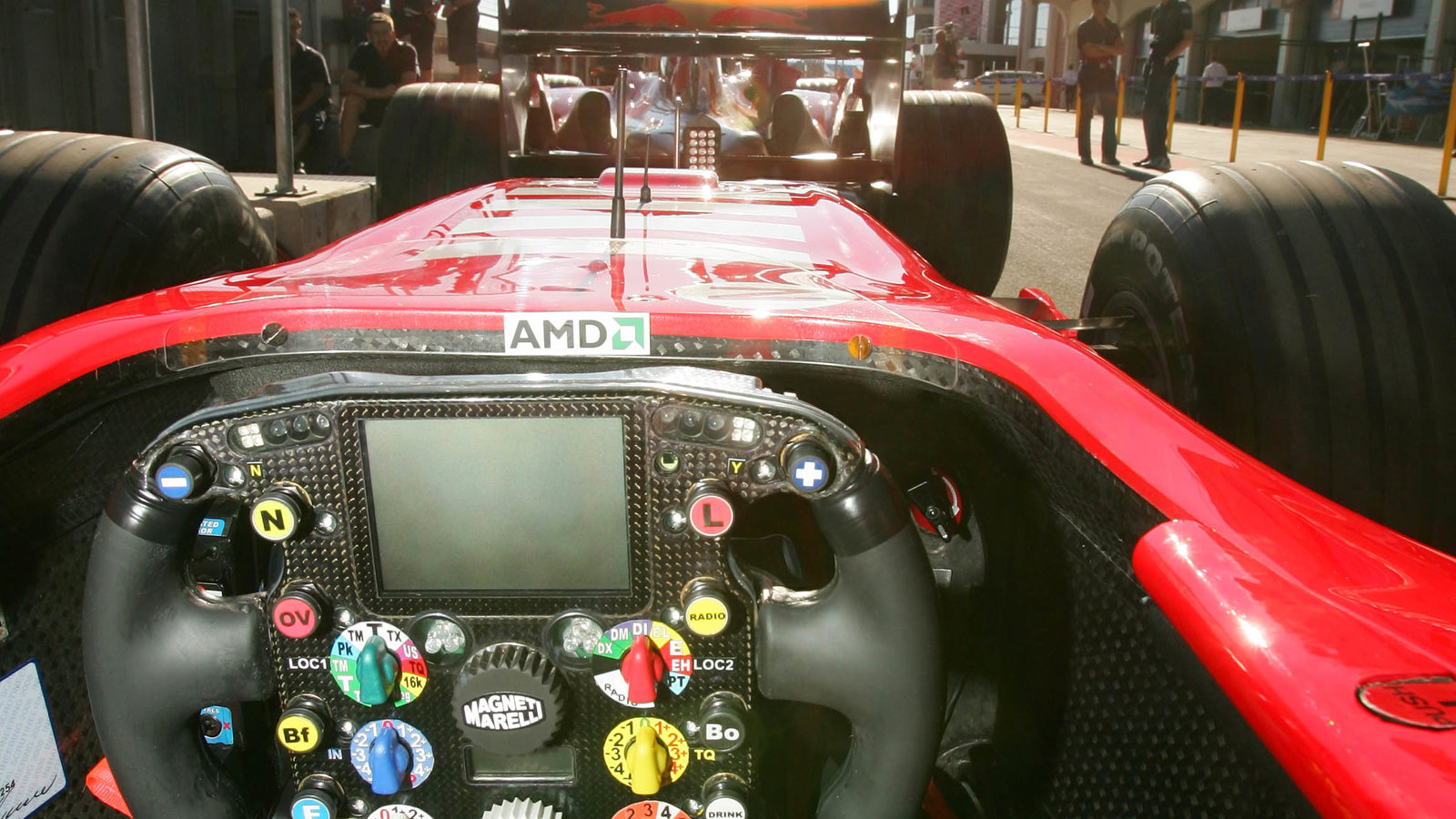 24.08.2006 Istanbul, Turkey,
Scuderia Ferrari steering wheel, 248 - Formula 1 World Championship, 