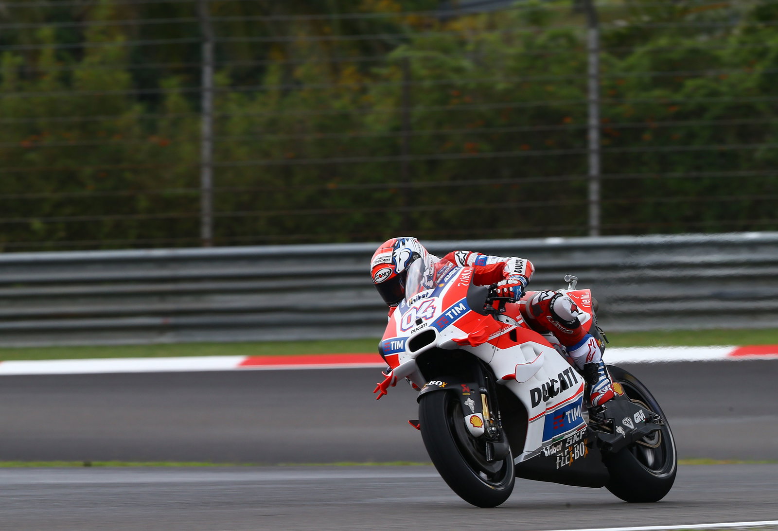 MotoGP Malaysia: Lorenzo: Not true I'm slow in rain