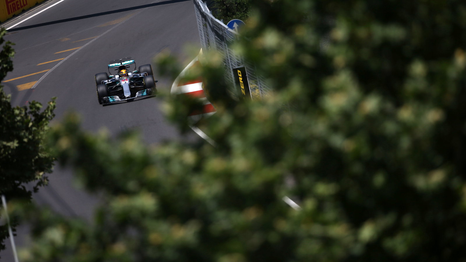23.06.2017 - Free Practice 1, Lewis Hamilton (GBR) Mercedes AMG F1 W08