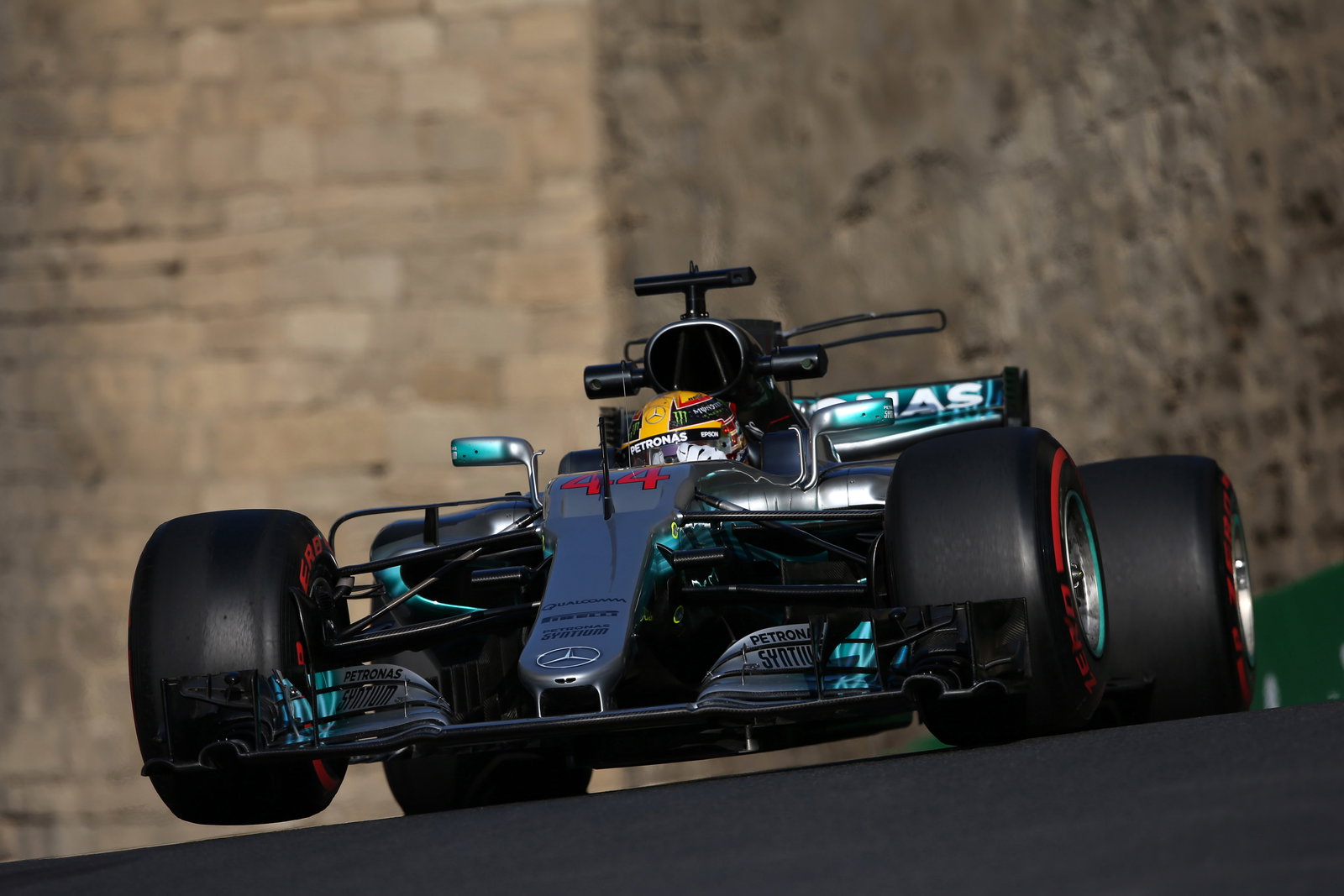 F1 Azerbaijan GP: Gearbox failure cause of Alonso's Baku FP2 stoppage