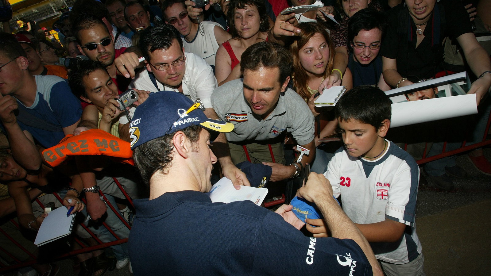 Biaggi with fans, Catalunya MotoGP 2004