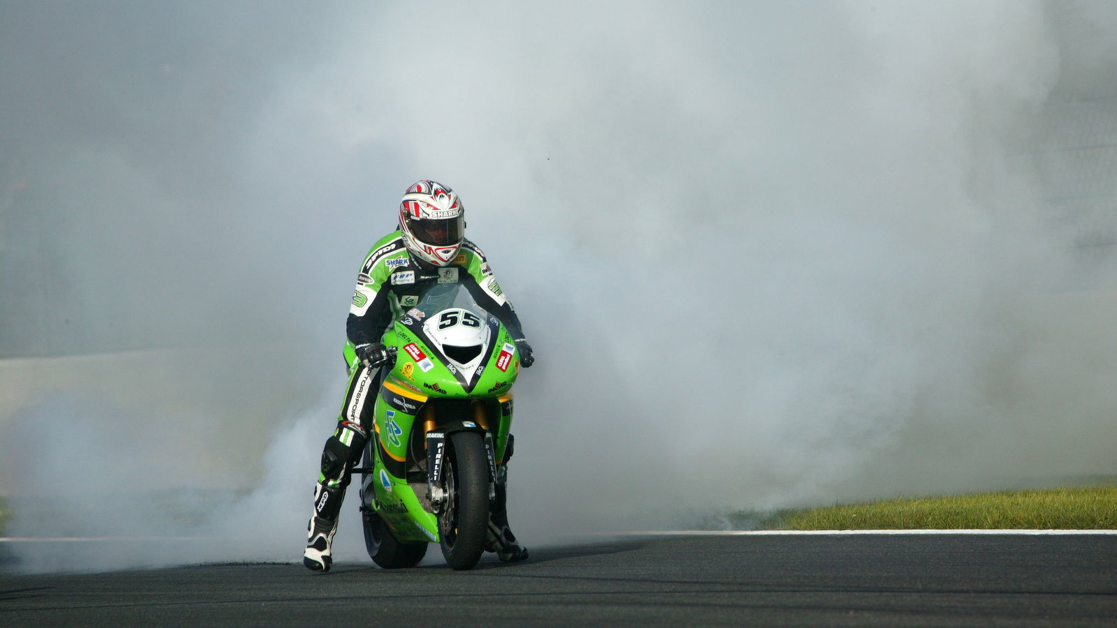 regis laconi psg-1 kawasaki corse world superbikes burns out after race 2 magny cours sunday 08/10/0