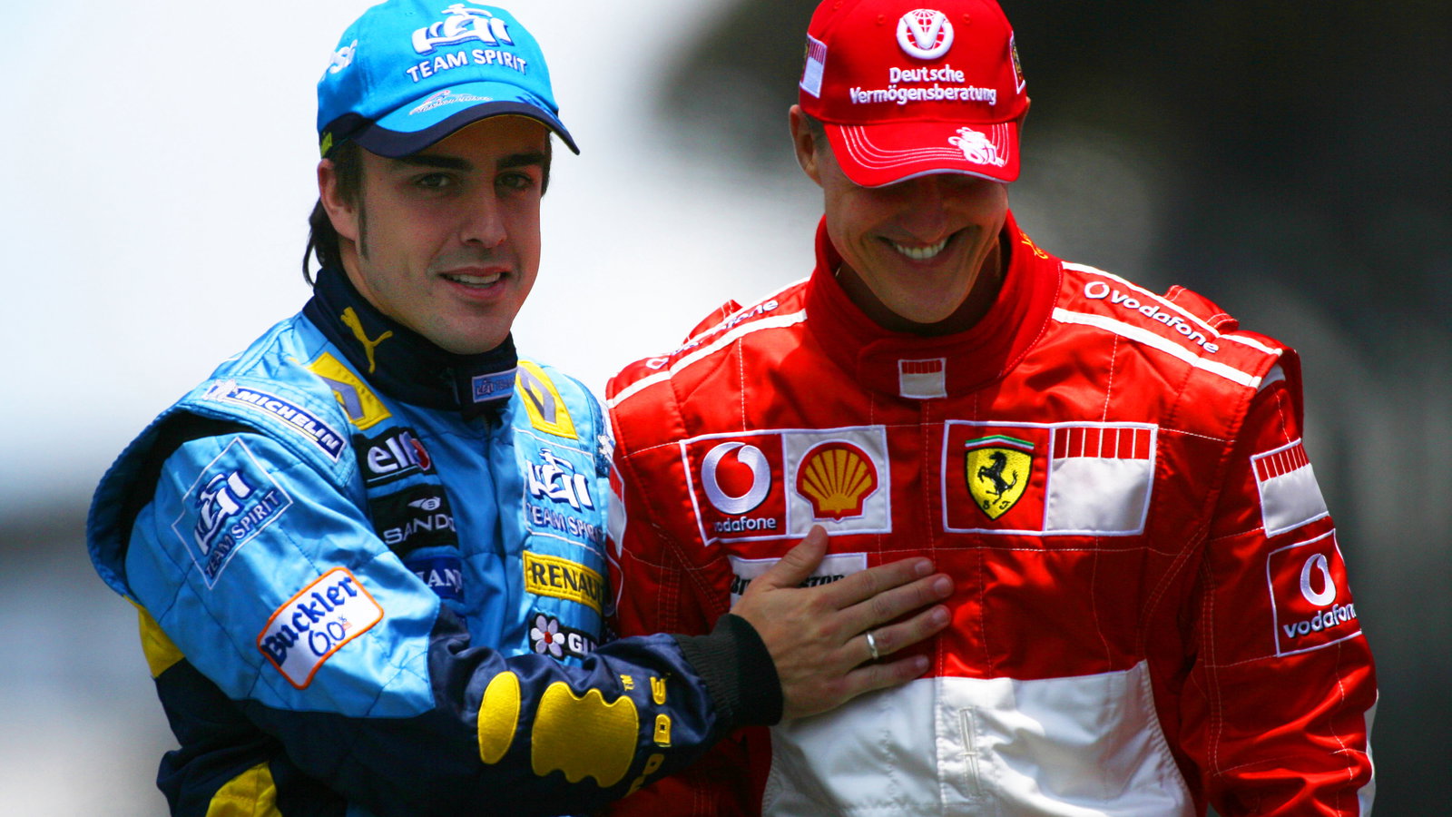 22.10.2006 Sao Paulo, Brazil, Fernando Alonso (ESP), Renault F1 Team and Michael Schumacher (GER), S