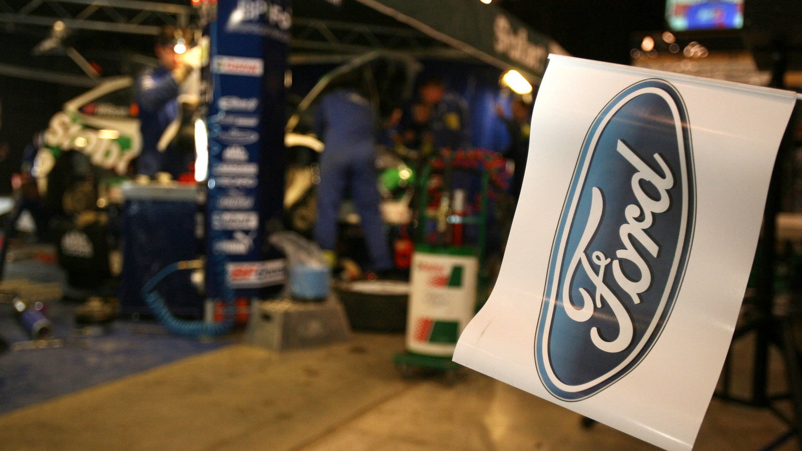 Propecia Rally New Zealand, 17 - 19 Novembre 2006Ford service area