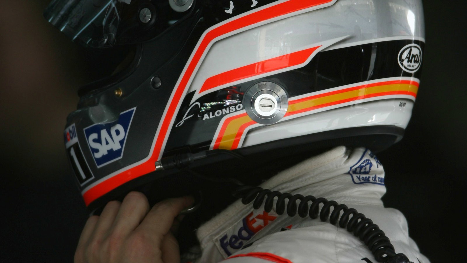 Fernando Alonso (E), McLaren Mercedes. Bahrain Test, Bahrain (22/02/2007).