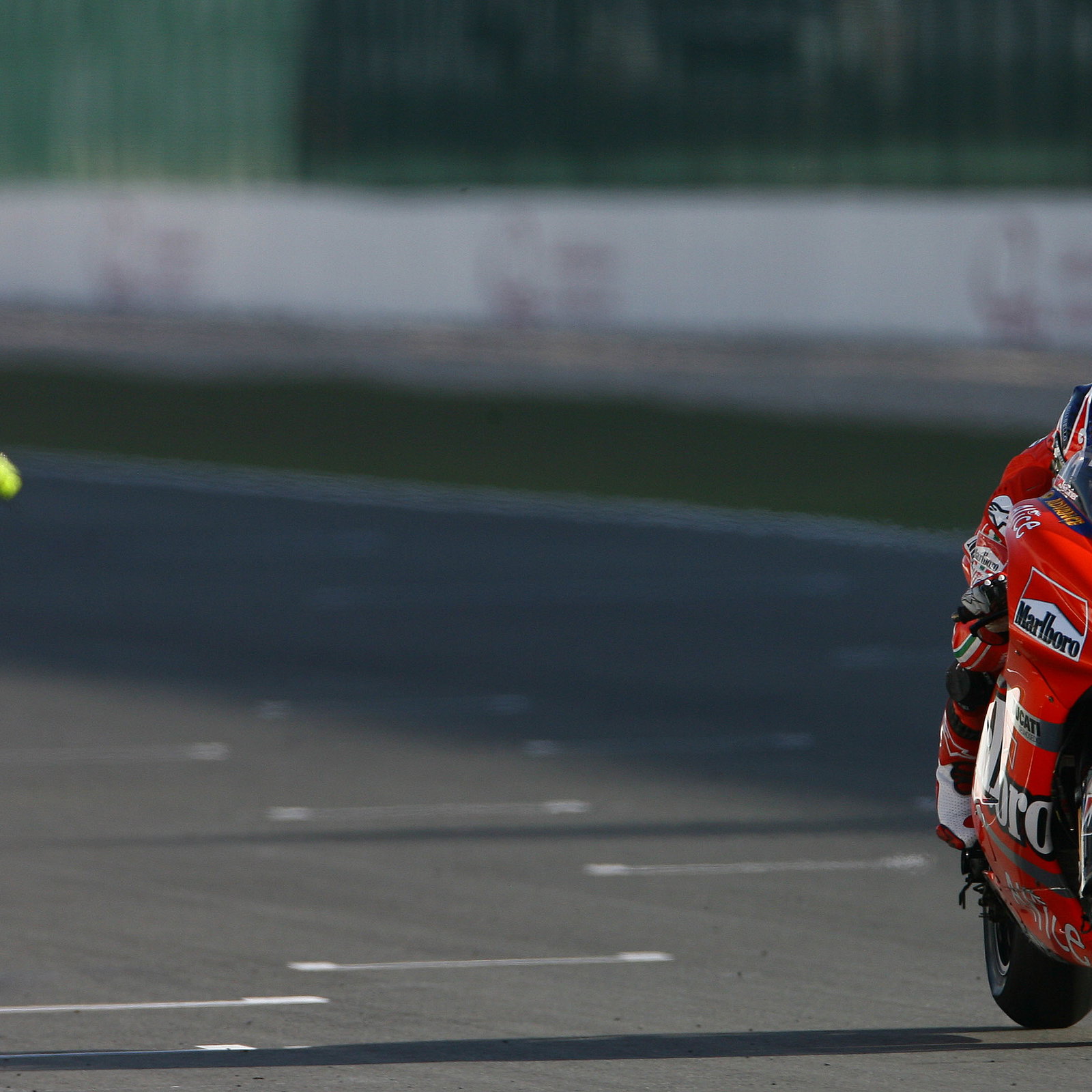 Stoner, Rossi, Qatar MotoGP Race 2007