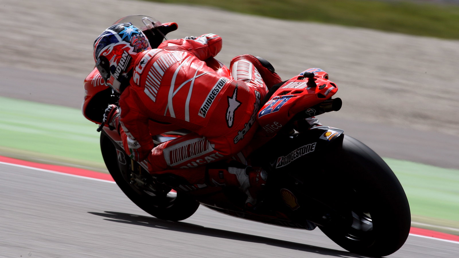 Casey Stoner (AUS), Ducati Marlboro Team, Ducati, 27, 2007 MotoGP World Championship,
Round 9, Ass