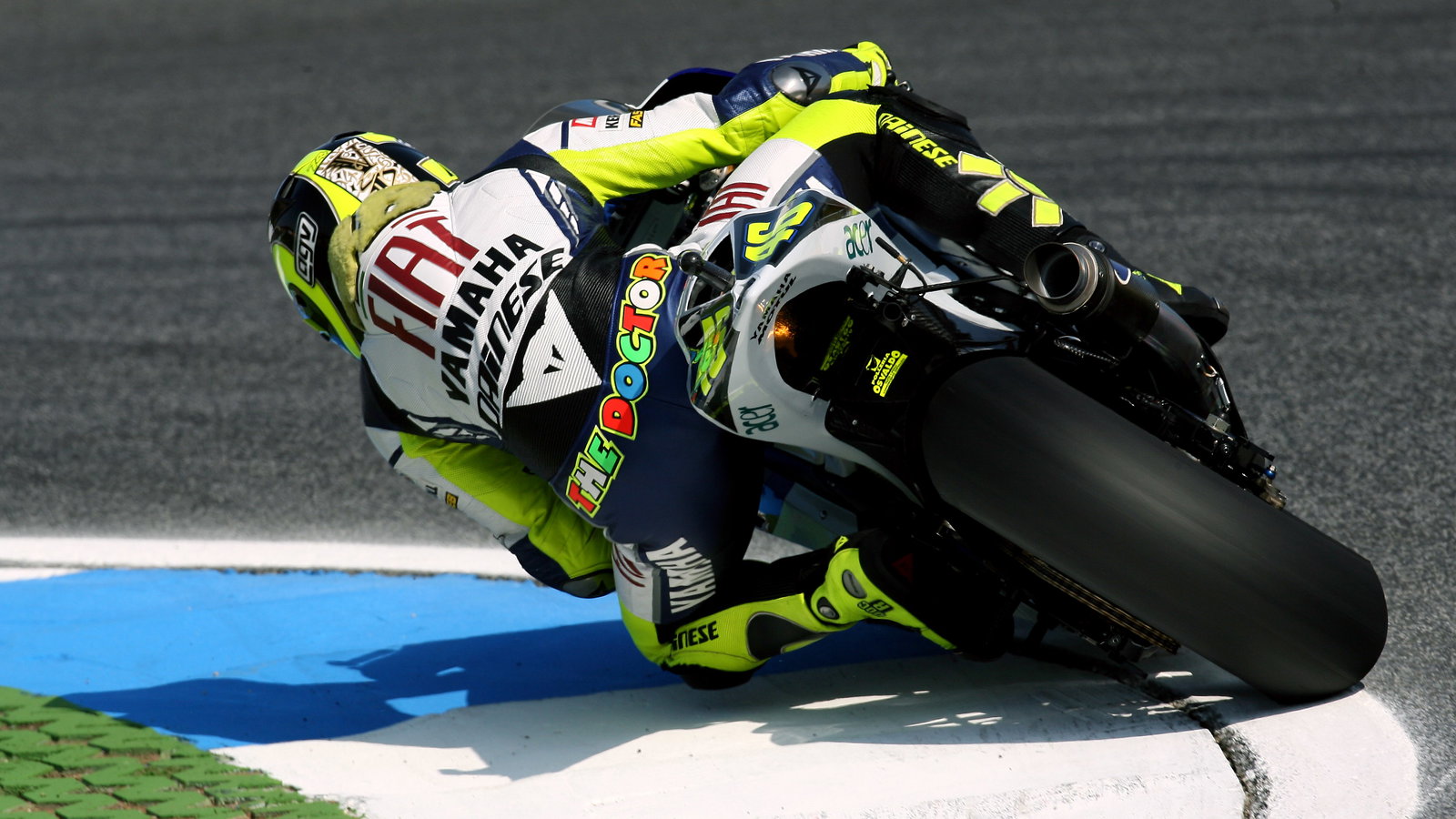 Valentino Rossi (ITA), Yamaha Factory Racing Team, Yamaha M1, 46, 2007 MotoGP World Championship,