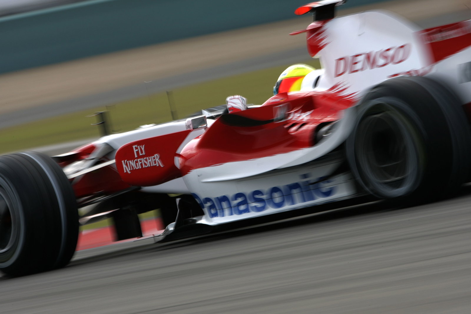 Ralf Schumacher (GER) Toyota TF107, China F1, Shanghai, 5-7th, October 2007