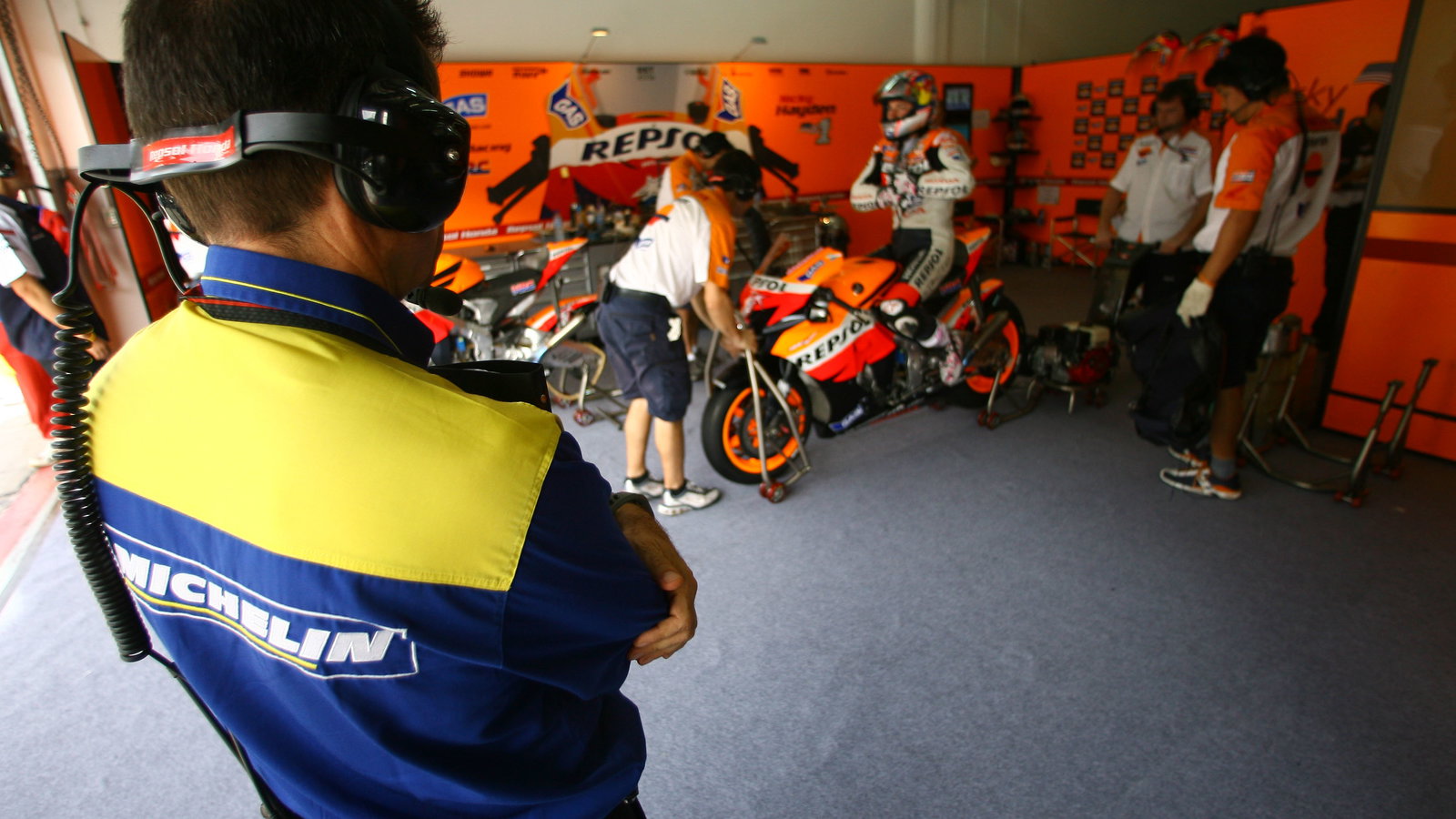 Michelin technician, Malyasian MotoGP 2007