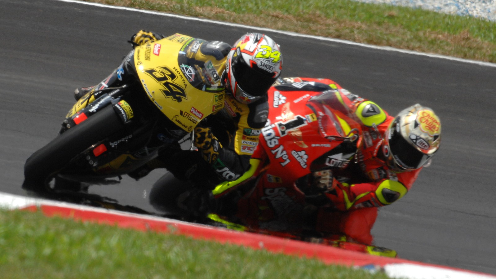 October 2007 - Sepang (Malaysia) - Malaysian Gran Prix - Andrea Dovizioso (Scot Team Honda 250cc) an