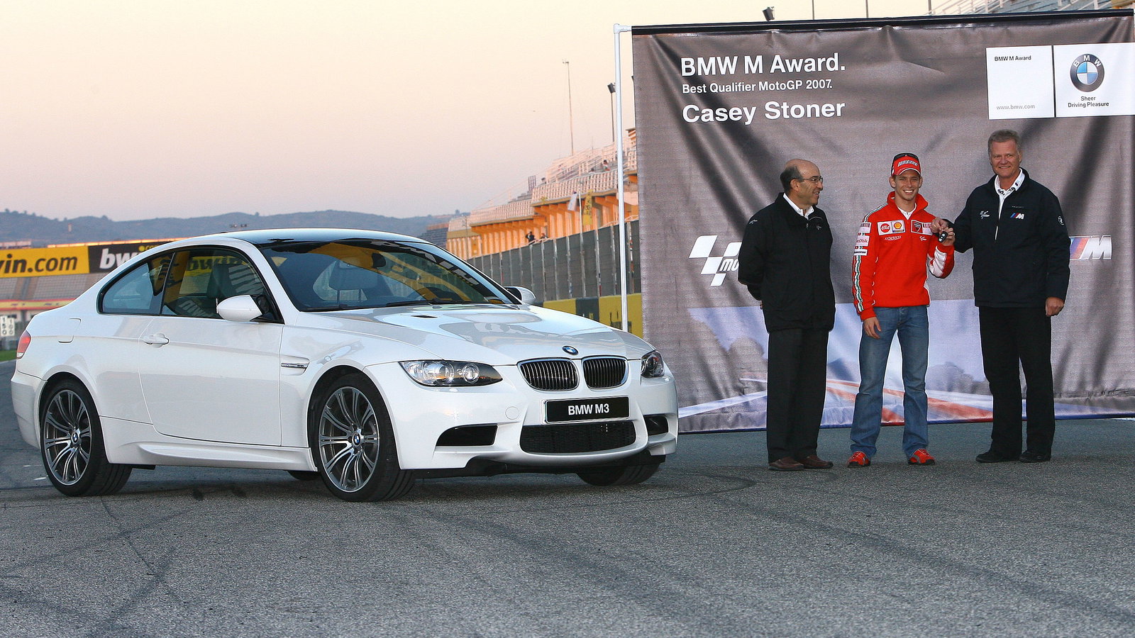 Stoner and BMW M3 Award Best qualifier, Valencia MotoGP 2007