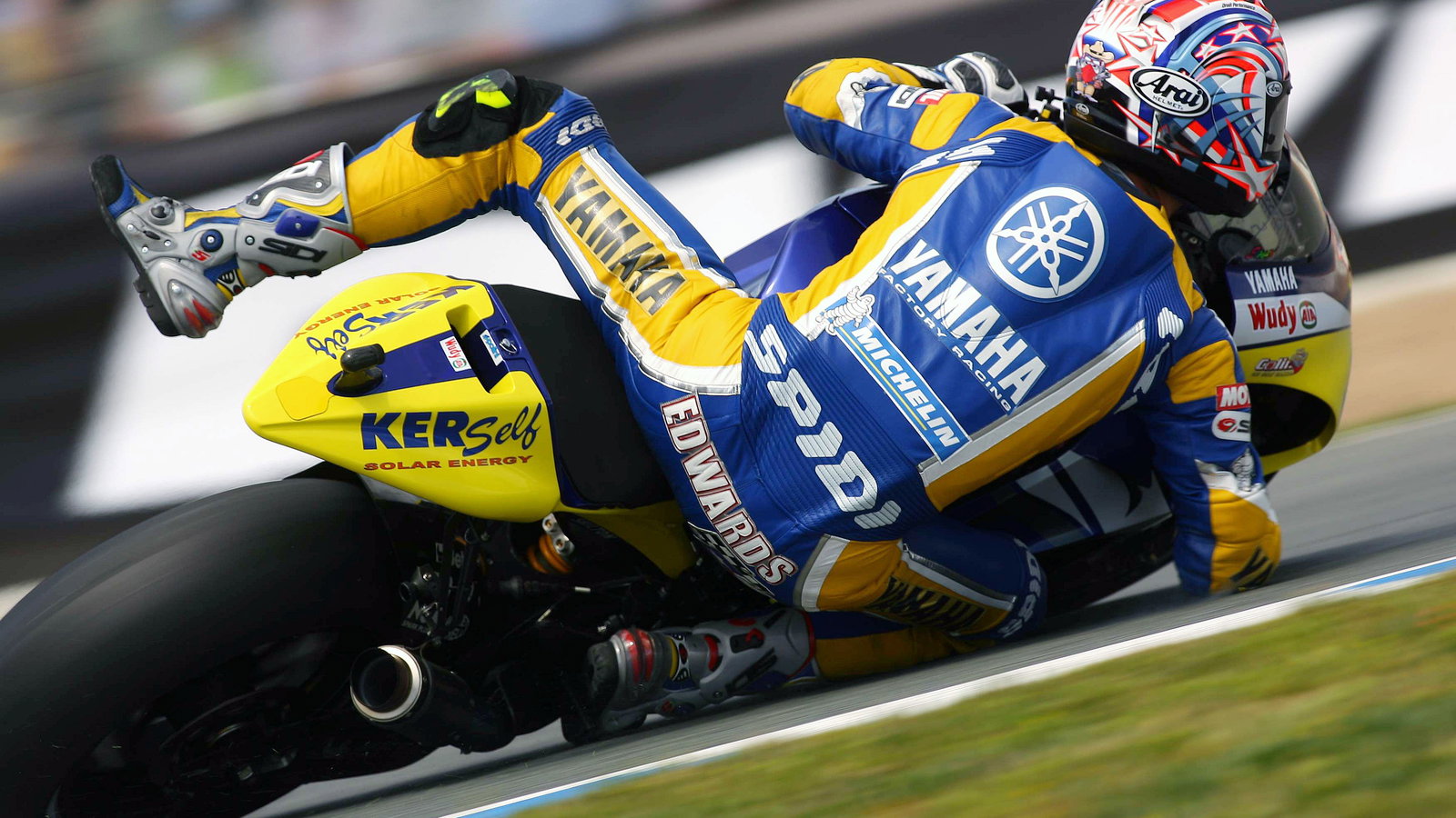 Edwards near crash - he saved it!, Spanish MotoGP 2008