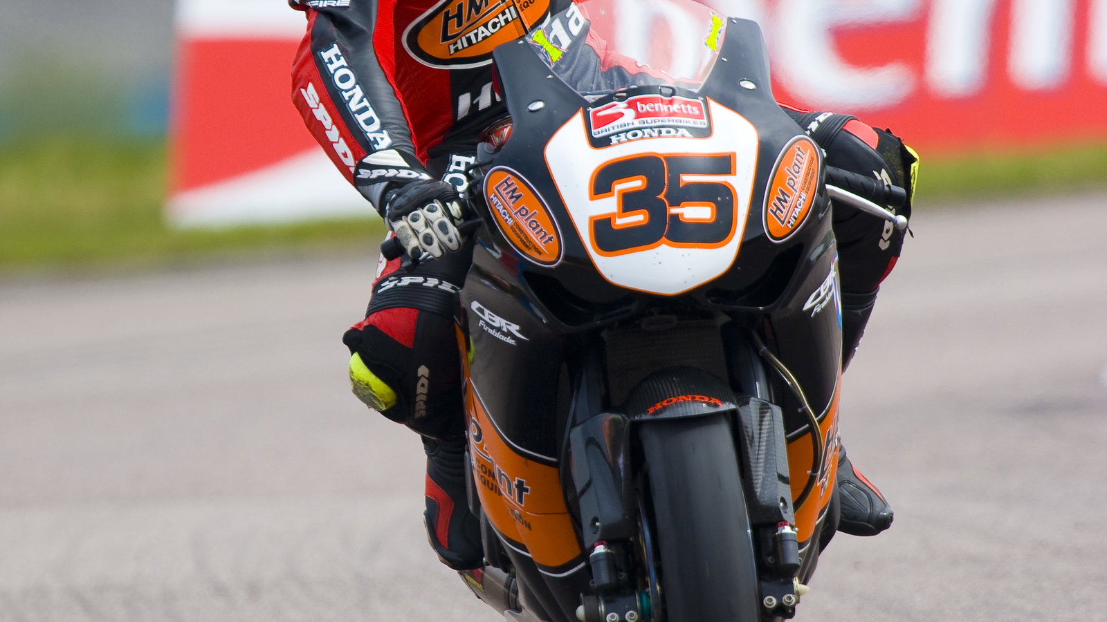 35. Cal Crutchlow HM Plant Honda, Honda CBR1000RR Fireblade, celebrating, race win, race 2