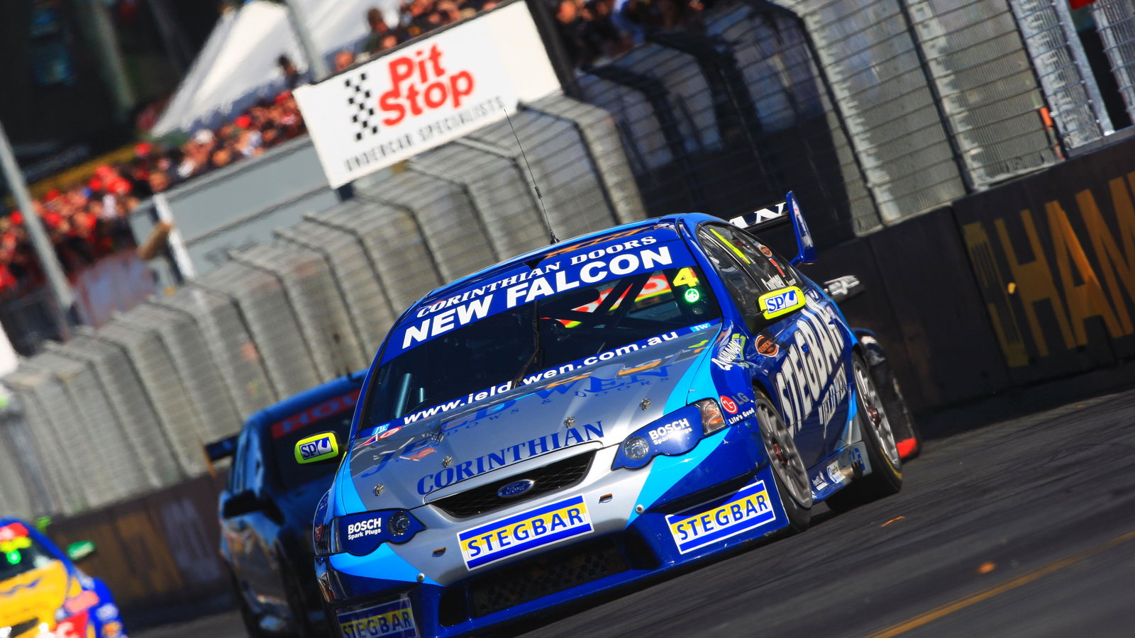 James Courtney (aust) Corinthian Doors Ford V8 SupercarsRd3 Hamilton 400NZ