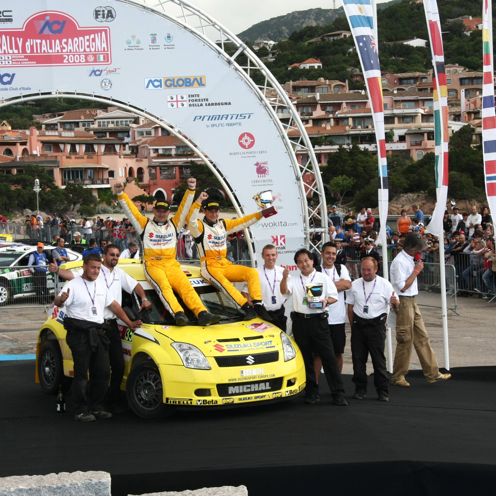podium Kosciuszko Michal - Szczepaniak Maciek Suzuki swift super 1600 1° position