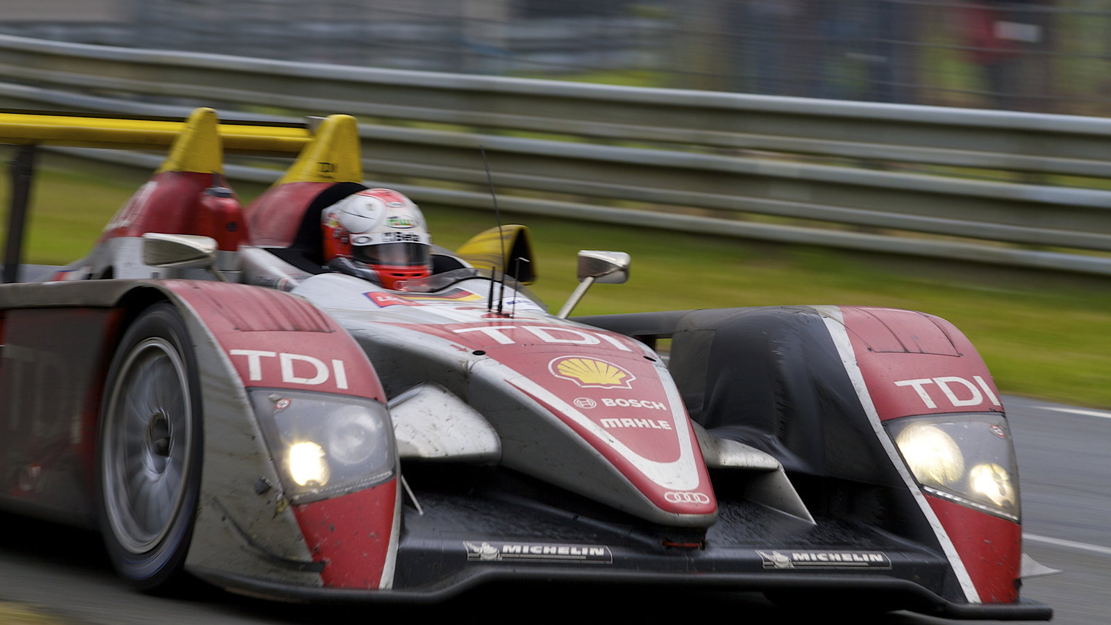 Capello, McNish, Kristensen Audi Sport North America Audi R10 TDi
