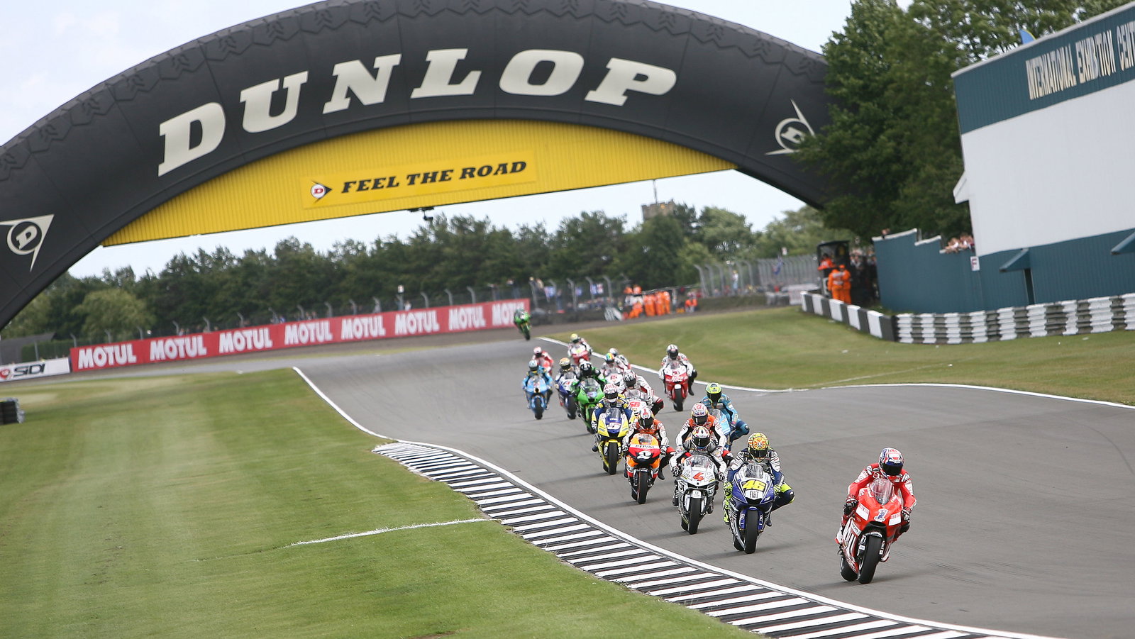 Stoner, Race Start, British MotoGP Race 2008