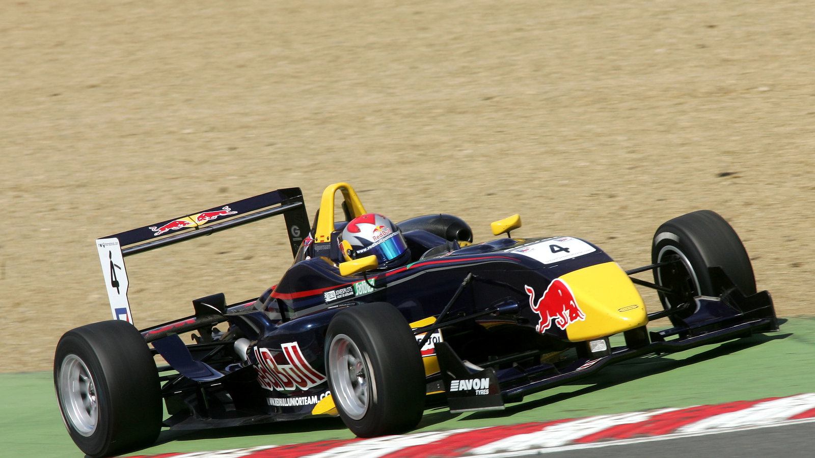 Jaime Alguersuari (ESP) - Carlin Motorsport Dallara Mercedes