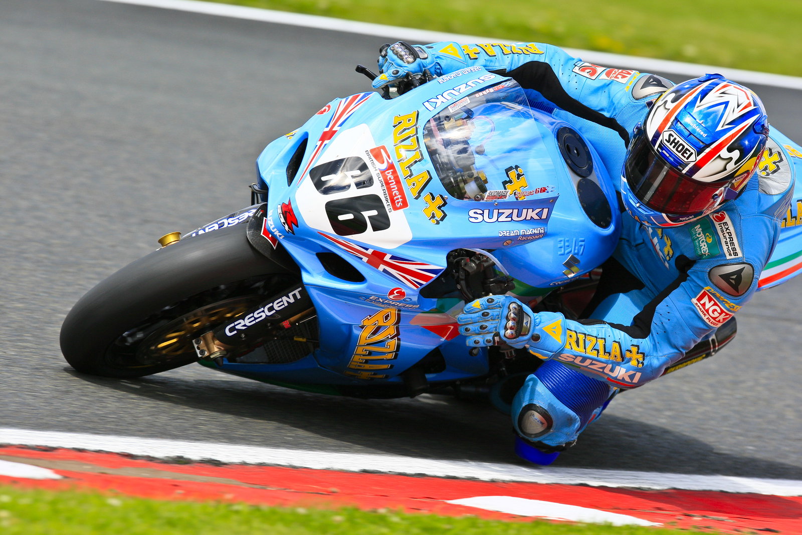 66. Tom Sykes Rizla Suzuki, Suzuki GSX-R1000 K8